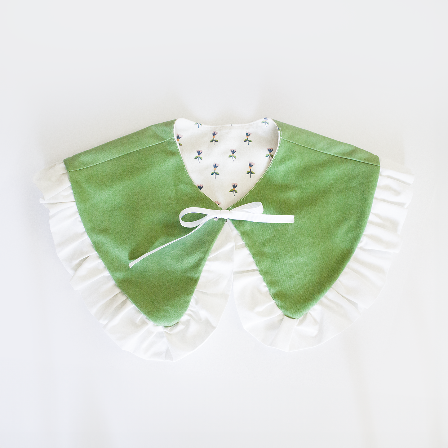 Alice Collar (white / green)